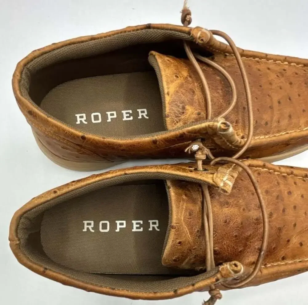 Roper Men's Clear Cut Low Stamped Ostrich Leather Chukka Shoe